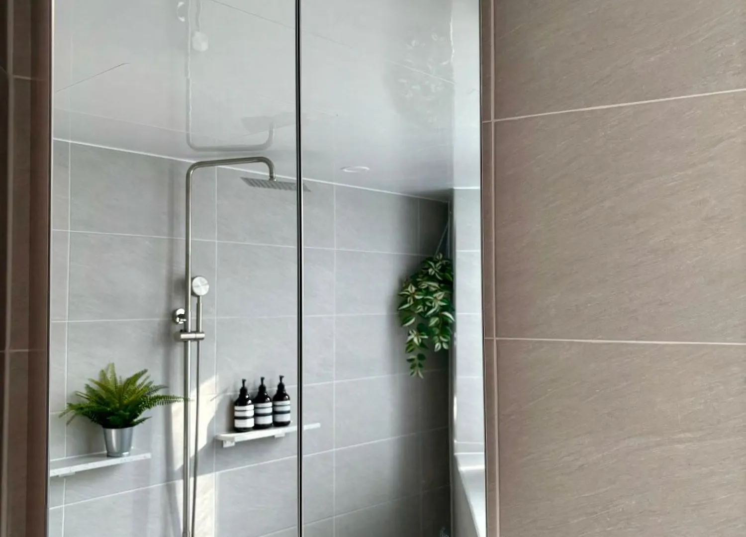 Tiffany House Hongdae Apartment Seoul 0*,  South Korea