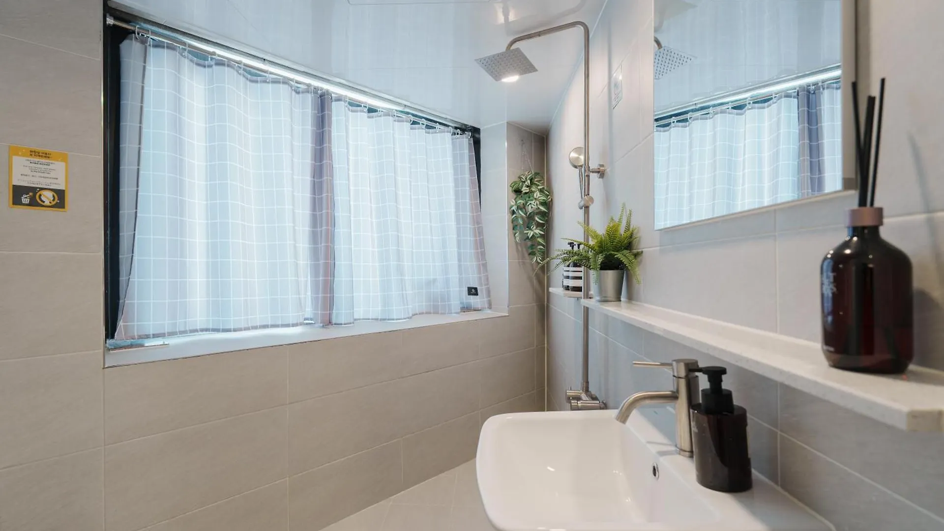 Tiffany House Hongdae Apartment Seoul
